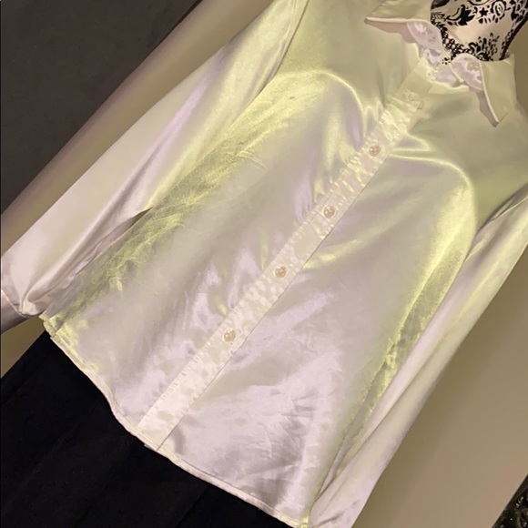 Elegant - Silky button up - Picture 6 of 6